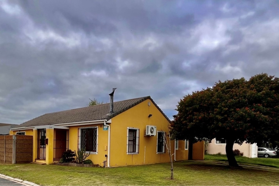 3 Bedroom Property for Sale in Windsor Park Estate Western Cape